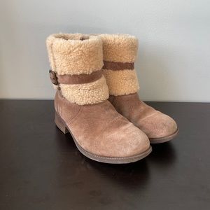 Ugg Sherpa Brown Booties 8.5 US